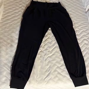 Athleta Salutation Cruise Jogger Medium